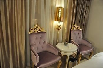 Chongqing Alexander Hotel Екстериор снимка